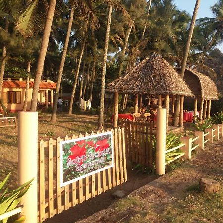 Sukriti beach Resort Varkala Exteriör bild