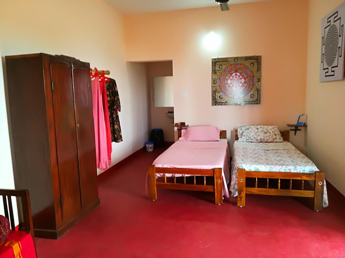 Sukriti beach Resort Varkala Exteriör bild